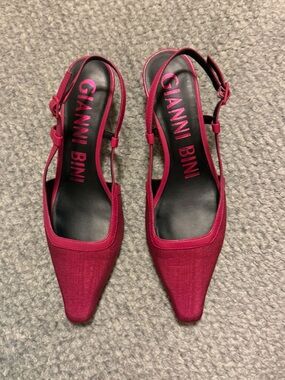 Gianni Bini Vibrant Heels